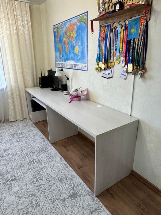 Компьютерный стол