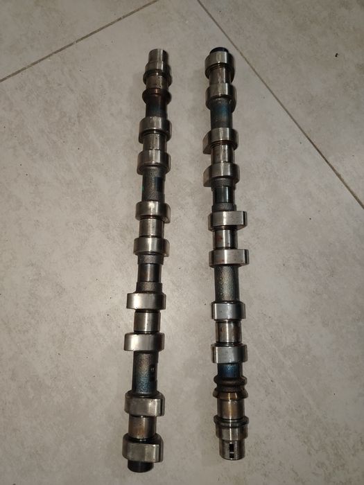 Деталь мотора автомобиля