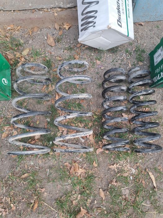 Пружины Тойота Прадо 120