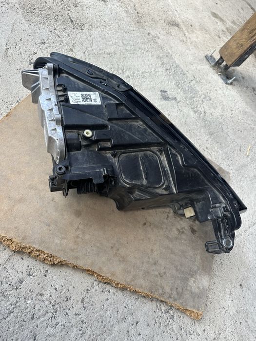 VW T-Roc ляв фар LED