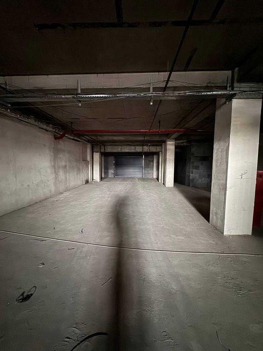 Продается Коммерческой Помещение 1050м2 Братский могилы