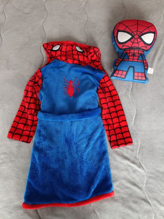 Плюшен халат Спайдърмен и възглавнички Thor, Captain America, Ironman