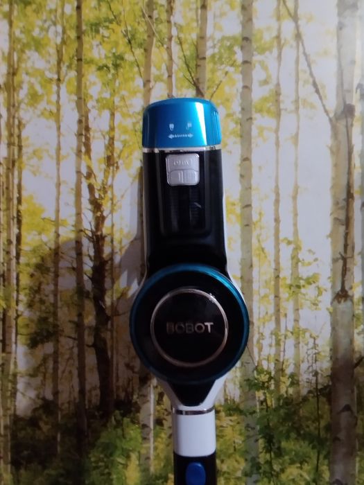Пылесос для дома BOBOT.