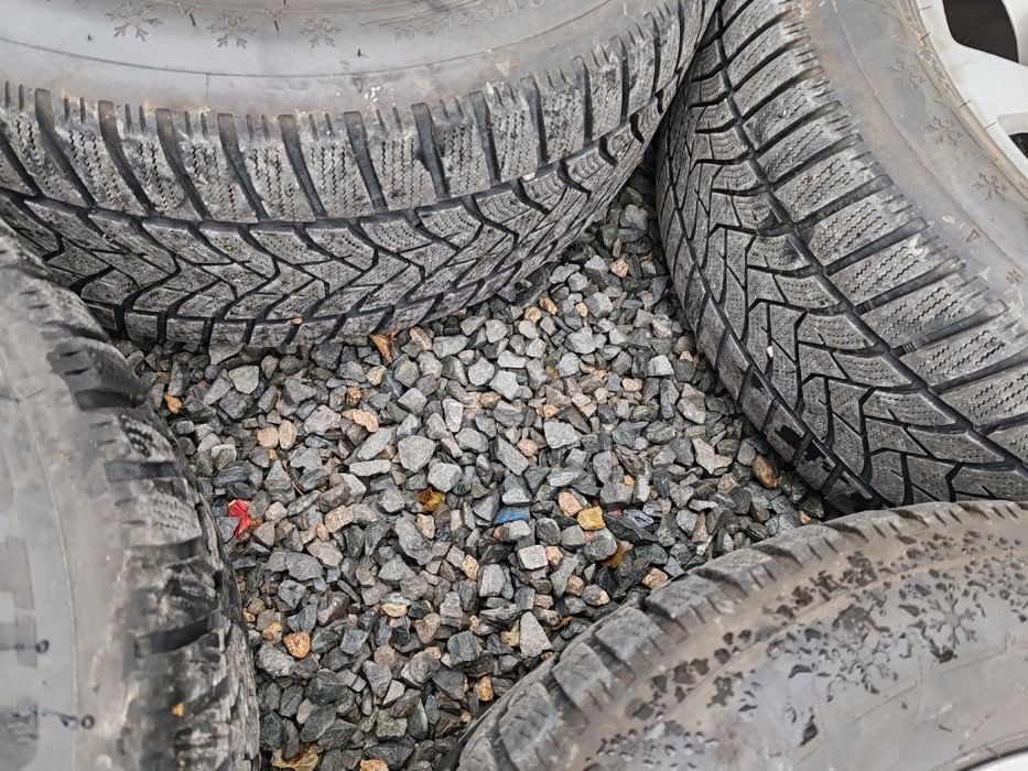 Jante BMW 16 e90 E60 cauciucuri MS impecabile 1000lei