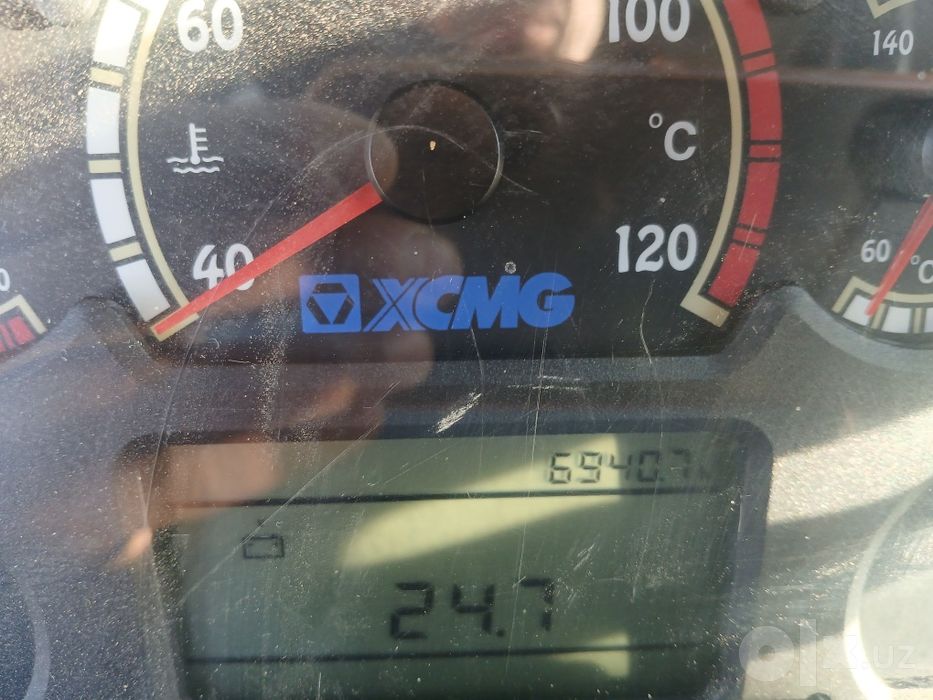 Poguruzchik 1.8 XCMG LW300FN 2019 yil sotiladi