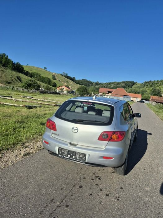 Vând Mazda 3 1.6 diesel