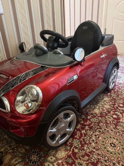 Продам детский автомобиль