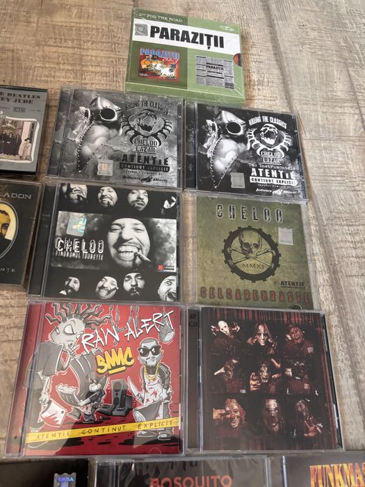 Lot/Bundle Hip-Hop Rock Metal Romanesc-Din Afara : Parazitii , Bug Mafia , Cheloo , Ombladon ,Omul Cu Sobolani ,Racla etc