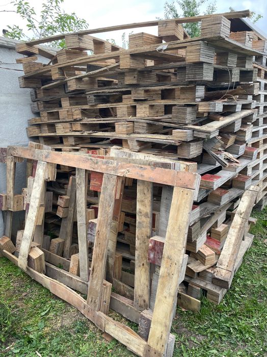 Дървен материал / шперплат