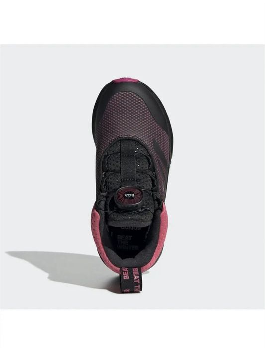 Продам новые осенние кросовки Adidas