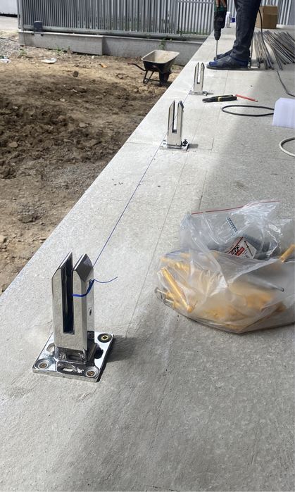 Ограждение лестница  стекл перил