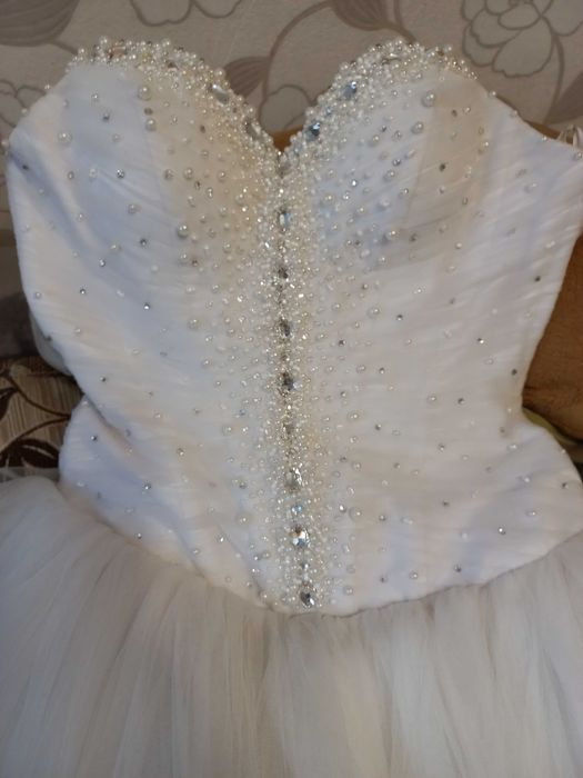 Продам свадебное платье