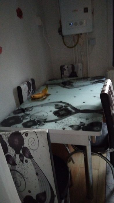 Masă 12 persoane stare noua ptr bucătărie