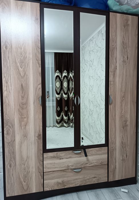 Шифонер продаём.