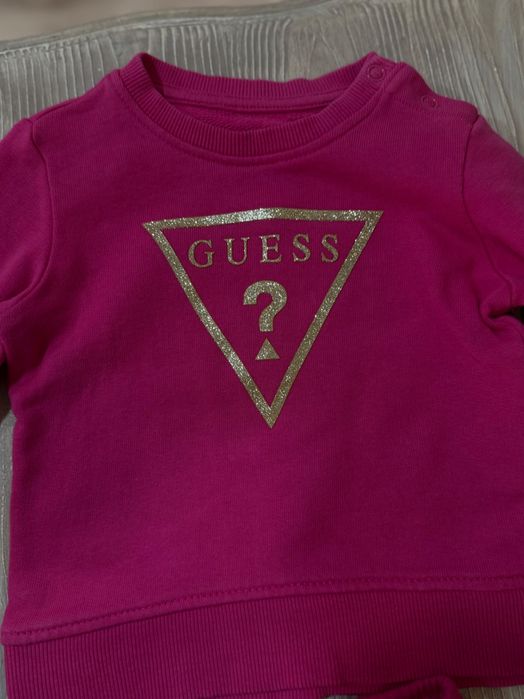 Guess бебешки комплект