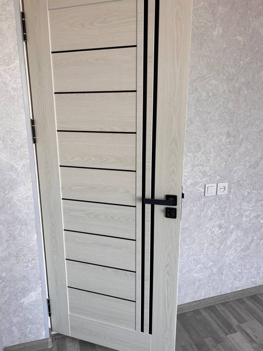 Срочноооо. Продам новые двери 7 шт