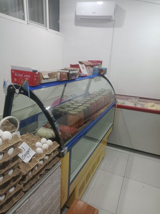 Холодильник витринный