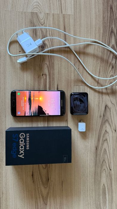 Samsung Galaxy S7 Edge 32 GB / 4 GB RAM – Пълен комплект + аксесоари, отлично състояние