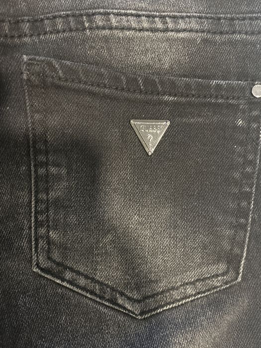 тести дънки guess