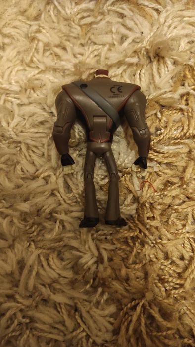 Екшън фигурка на д-р Блак (Dr. Blakk) от анимационния сериал Slugterra