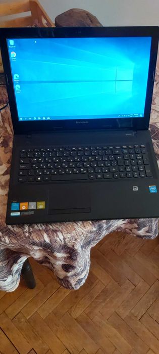 Продавам лап топ LENOVO G 50-30 много запазен