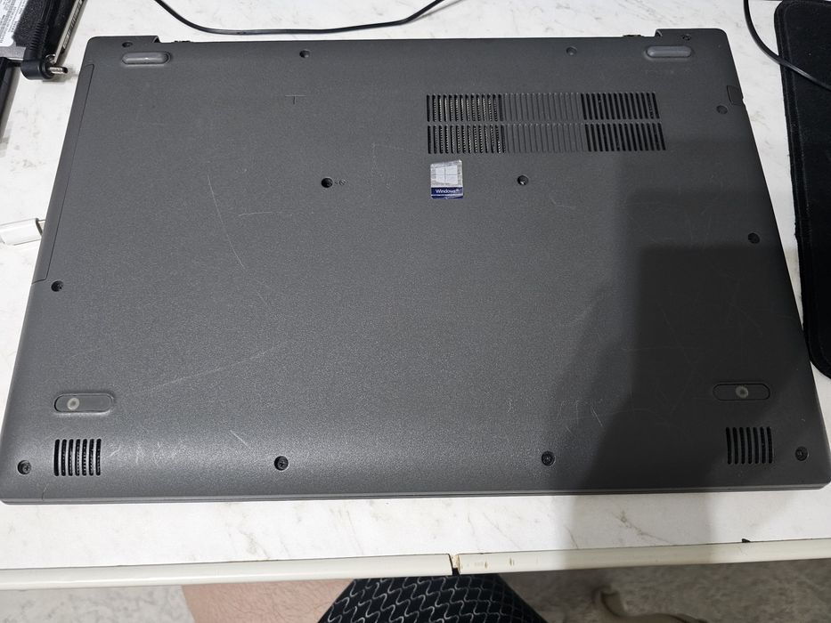 Ноутбук Lenovo IdeaPad 330-15IKB