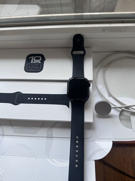 Продам apple watch 10 46 mm