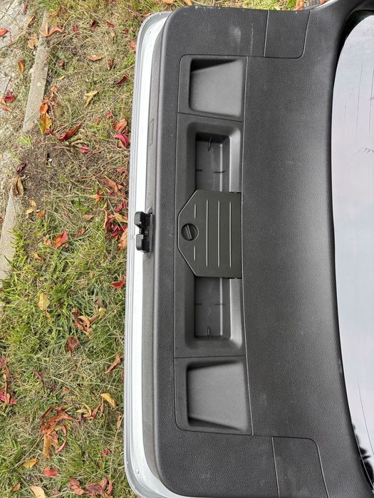 Капак VOLKSWAGEN Passat B7