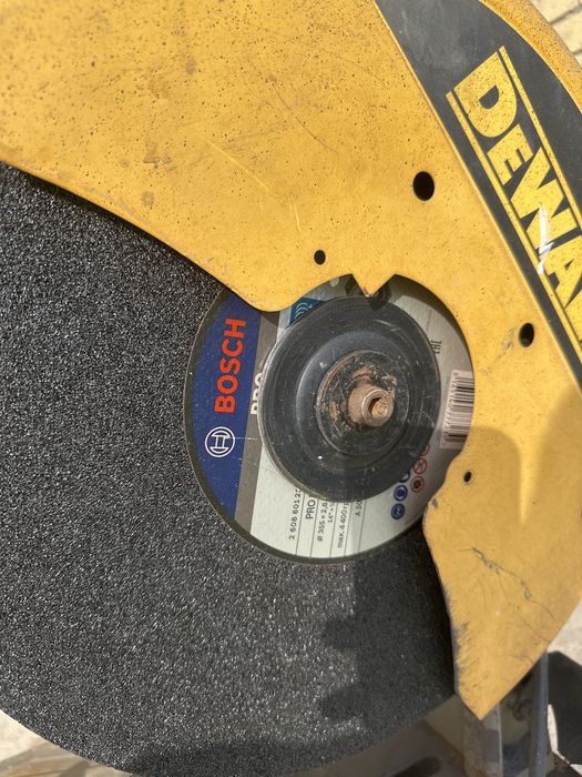 Монтажная пила Dewalt