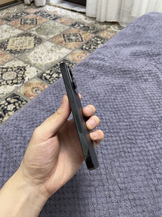 Продам Iphone 14 pro