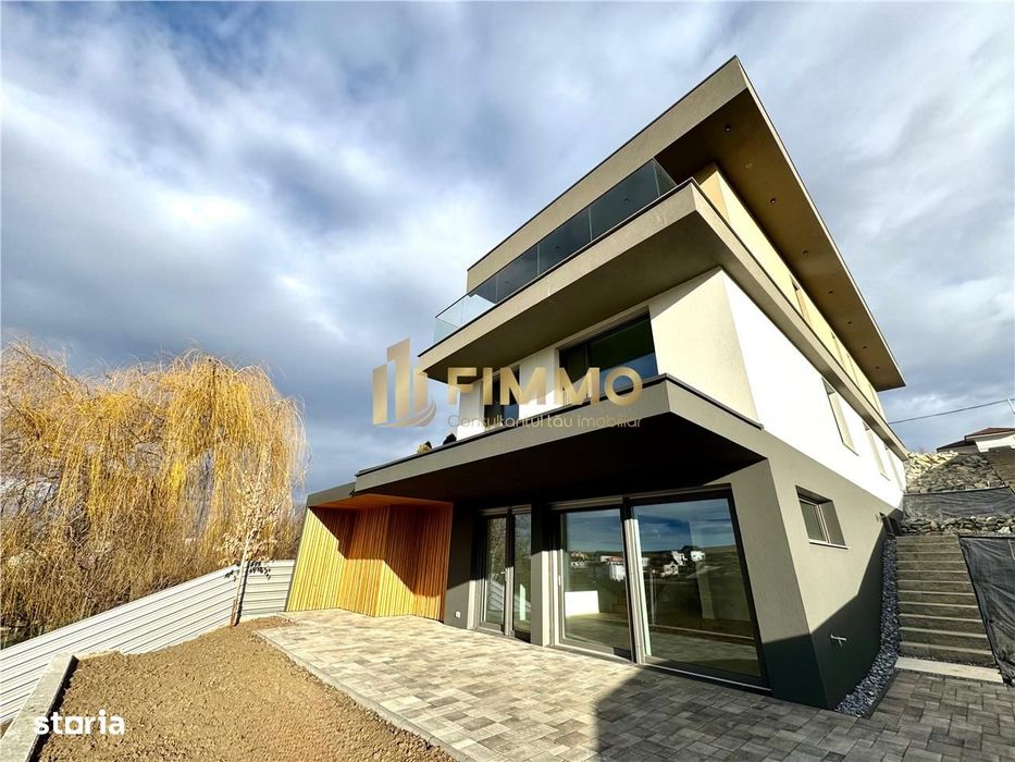 Vila 8 camere | 336 mp | 2 min centru Suceava | ID:1233