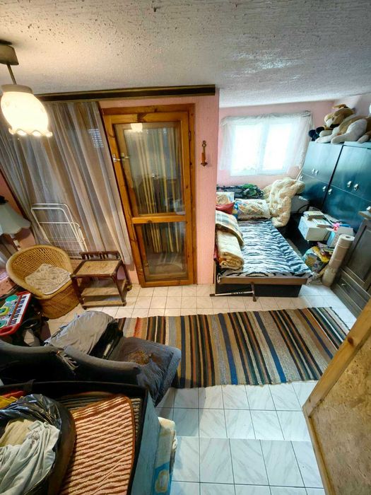 Продавам къща в гр. Перник кв. Клепало