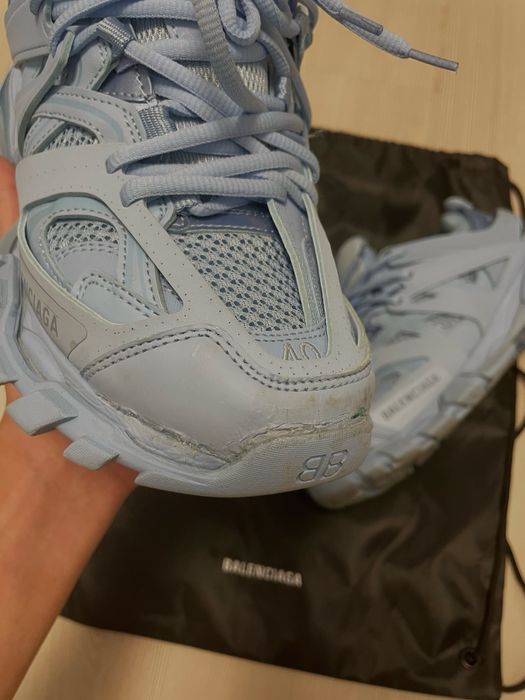 Balenciaga track