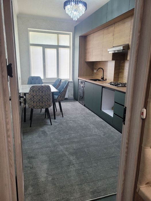 Фархадеске бозор якнида Аренда бор