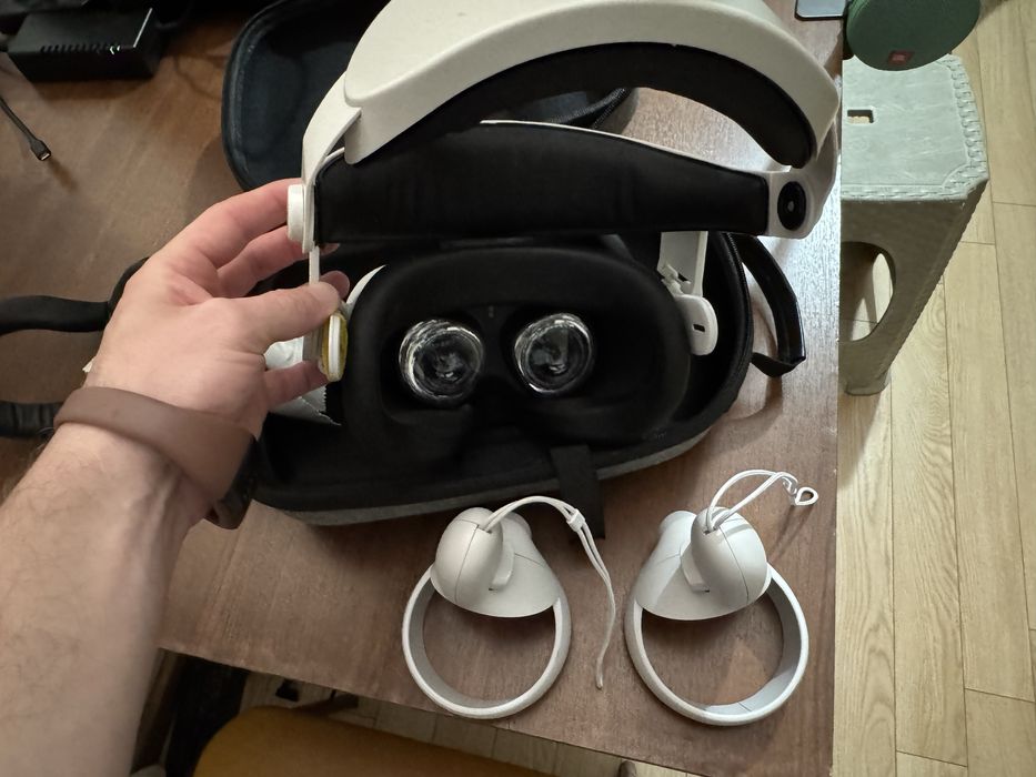 Meta Oculus Quest 2  128 gb VR гарнитура, очки