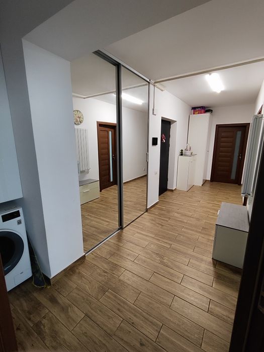Apartament 3 camere chirie