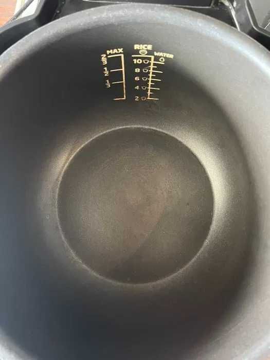 Продавам Мултикукър PHILIPS ALL-IN-ONE HD2151/40 ЧЕРЕН, ALL-IN-ONE