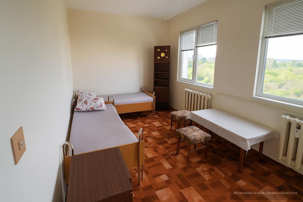 Дава се под наем  в Пловдив, Тракия - 15 кв.м за 129.54 € - Снимка #2