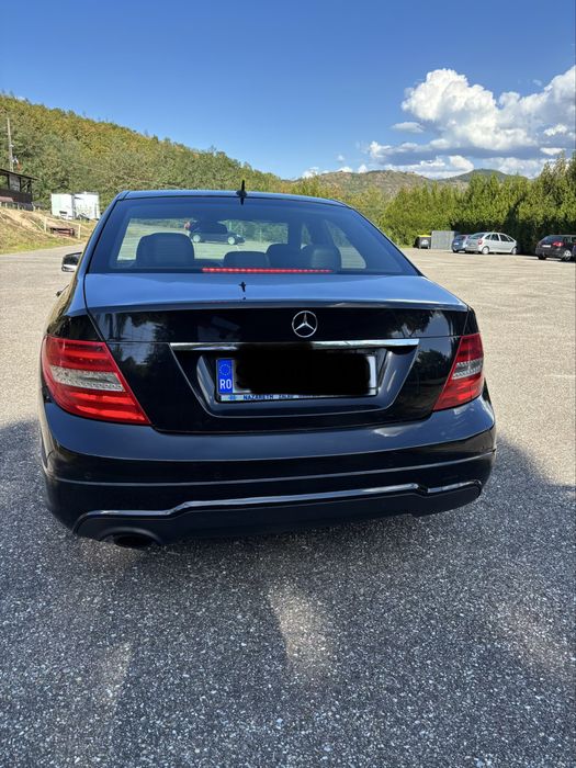 MERCEDES-BENZ C-Class 2012 — imagine 3