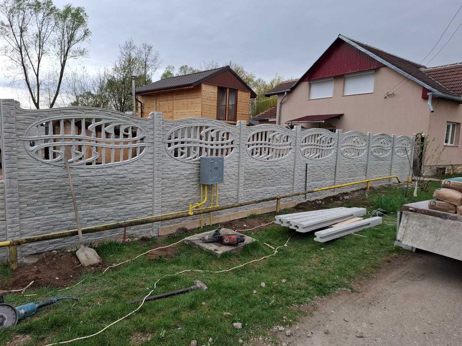 Gard de placi din beton