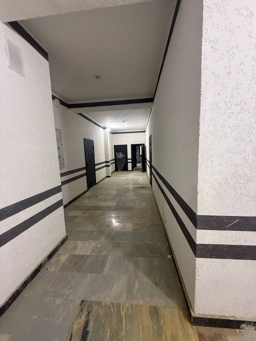 Tez va arzon narxda 5 etajdan 2 xonalik sotiladi