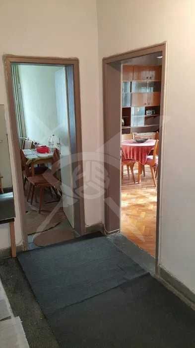 Дава се под наем Двустаен апартамент в Пловдив, Гагарин - 64 кв.м за 350 € - Снимка #1