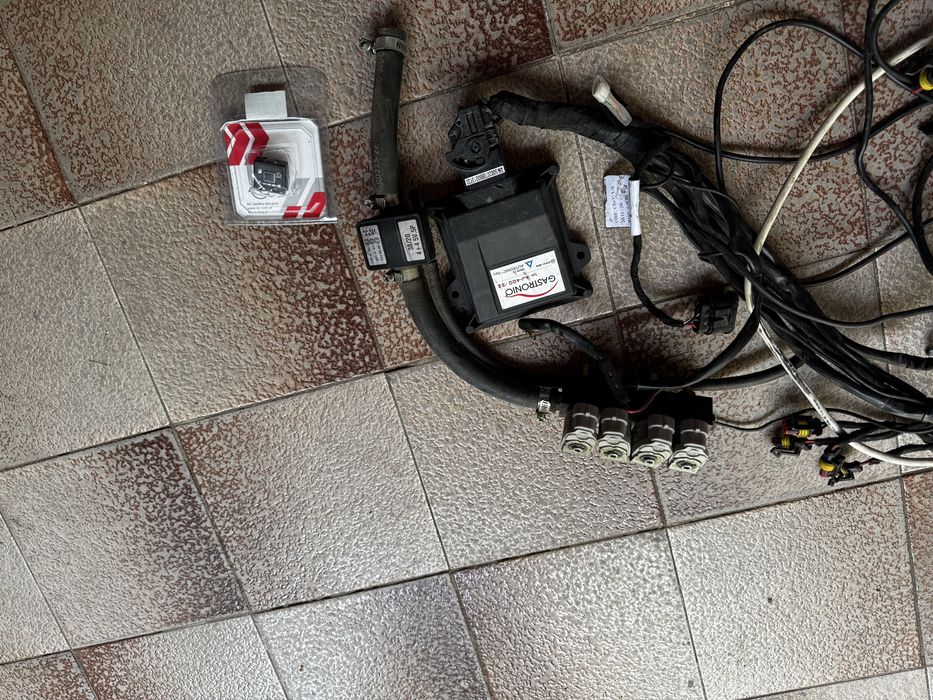 Продавам газов инжекцион Gastronic AJ-400/32