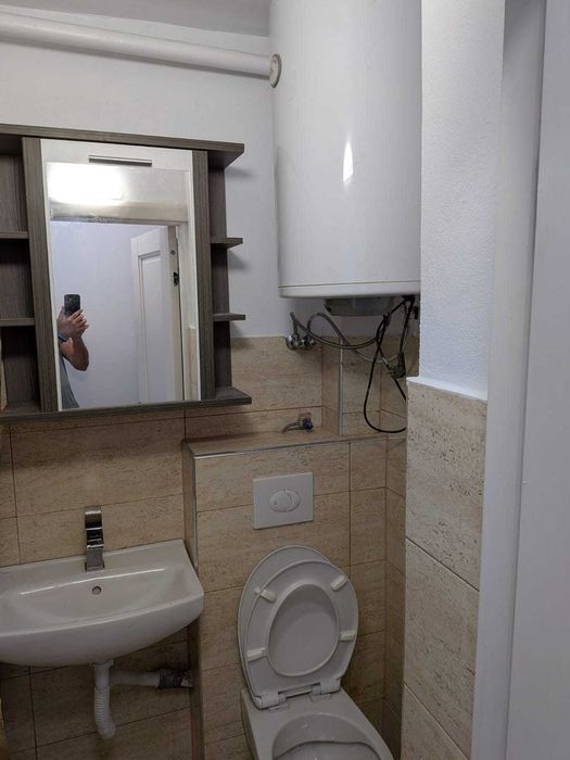Închiriez apartament 2 camere, 35 mp, nou renovat – 200€