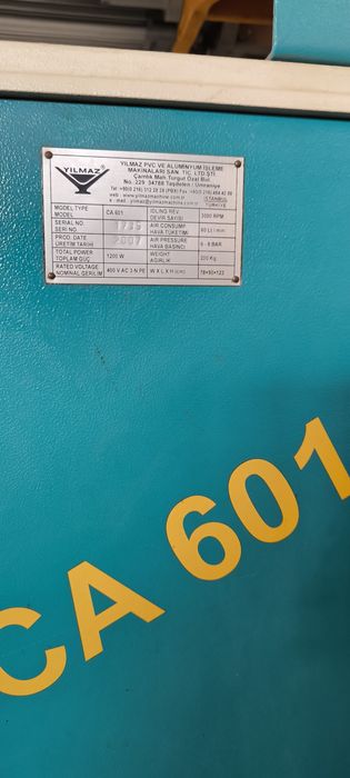 Ъглопочистваща машина за PVC Yilmaz