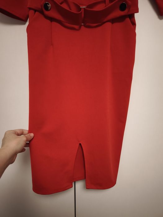 Rochie eleganta rosie