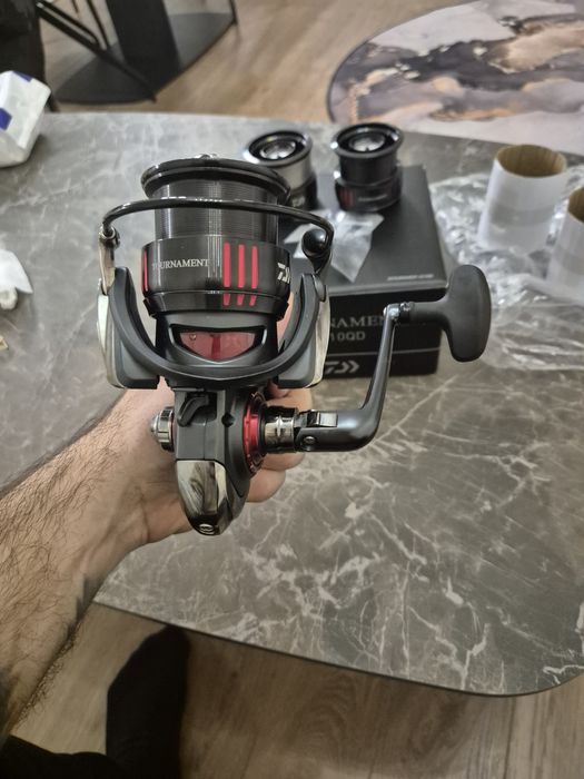 Daiwa airty x slim 12 ft / tournament 4010qd