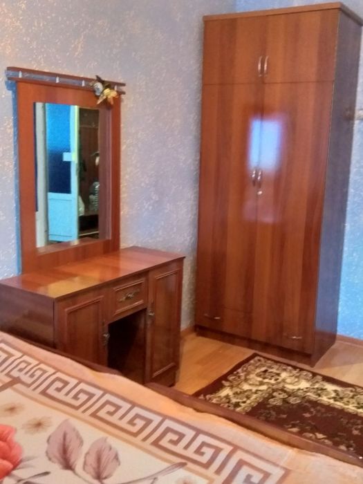 Сдаётся 2х комната квартира в районе ,Мезон маркет.город БУХАРА
