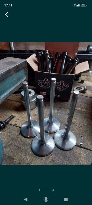 Продам запчасти на Мерседес  190