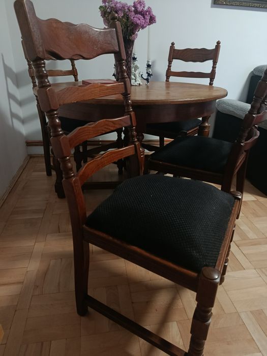 Set Masa si Scaune Vintage din Lemn Masiv - Extensibila